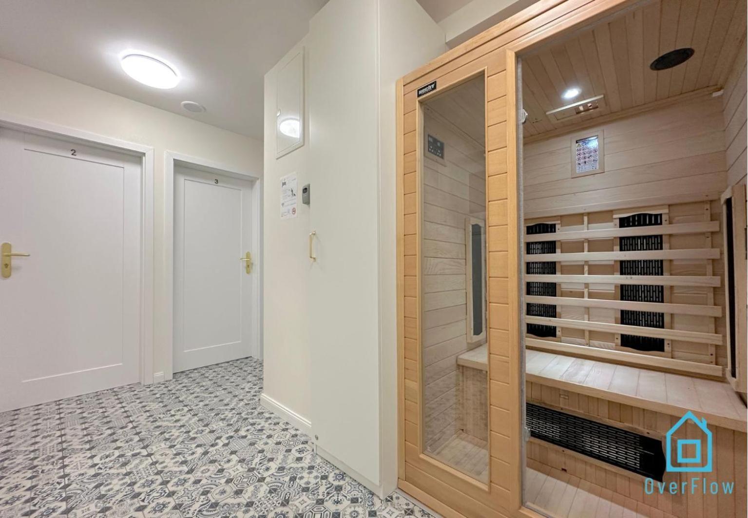 Seredino Apartment- Modern Comfort In A Quiet Location, 5 Minutes To Old Town & Seaside Apartament