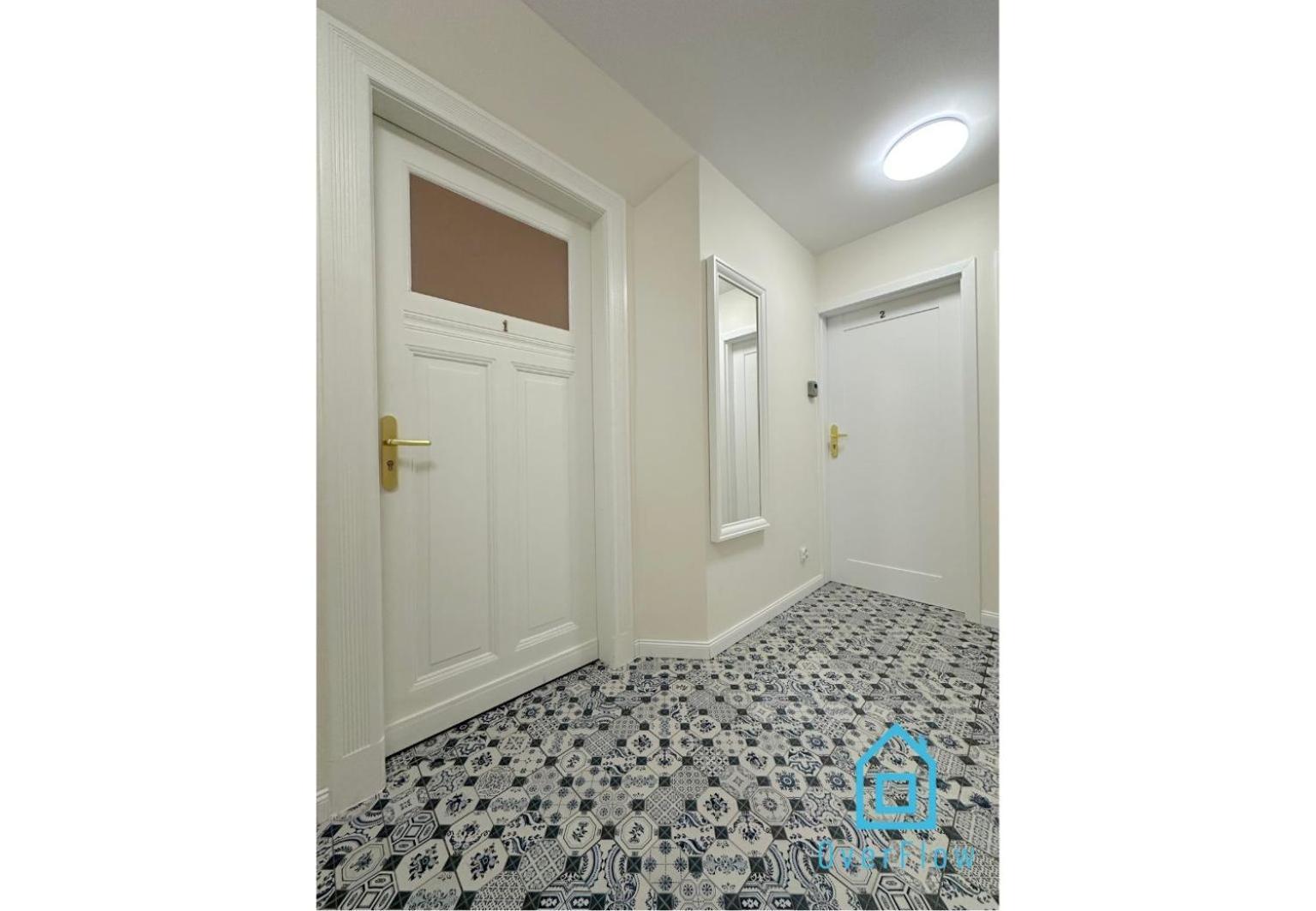 Seredino Apartment- Modern Comfort In A Quiet Location, 5 Minutes To Old Town & Seaside Apartment